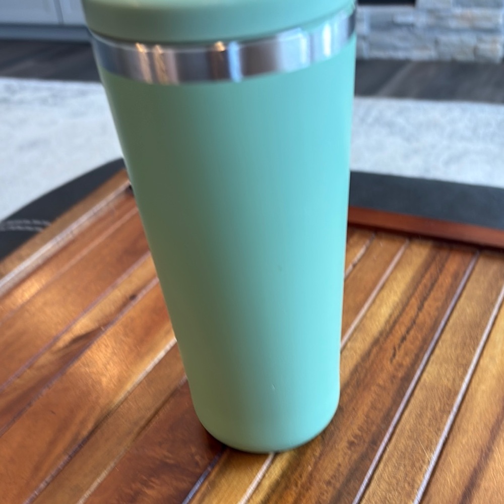 TAL Green Water Bottle 24oz. - Picture 4 of 8